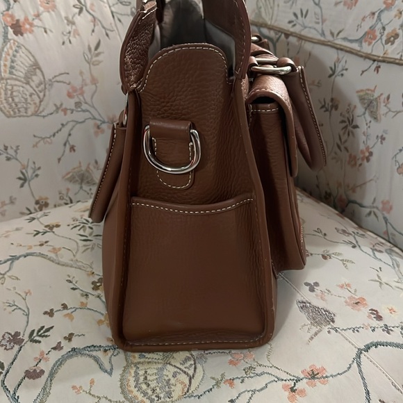 dooney & bourke brown purse with two front pockets - Picture 8 of 17